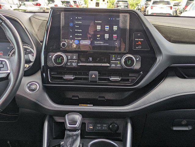 used 2023 Toyota Highlander car, priced at $40,595