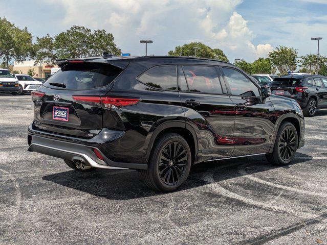 used 2023 Toyota Highlander car, priced at $40,595