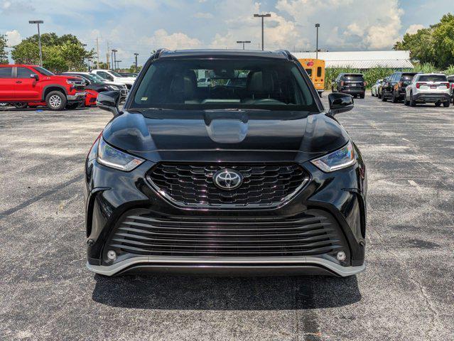 used 2023 Toyota Highlander car, priced at $40,595