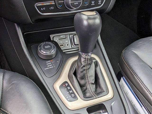 used 2015 Jeep Cherokee car, priced at $12,875