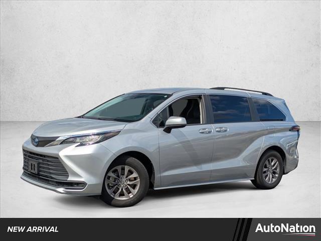 used 2022 Toyota Sienna car, priced at $25,991