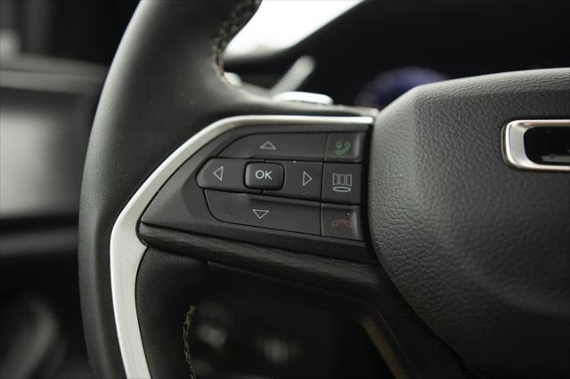 used 2025 Jeep Grand Cherokee car, priced at $39,722