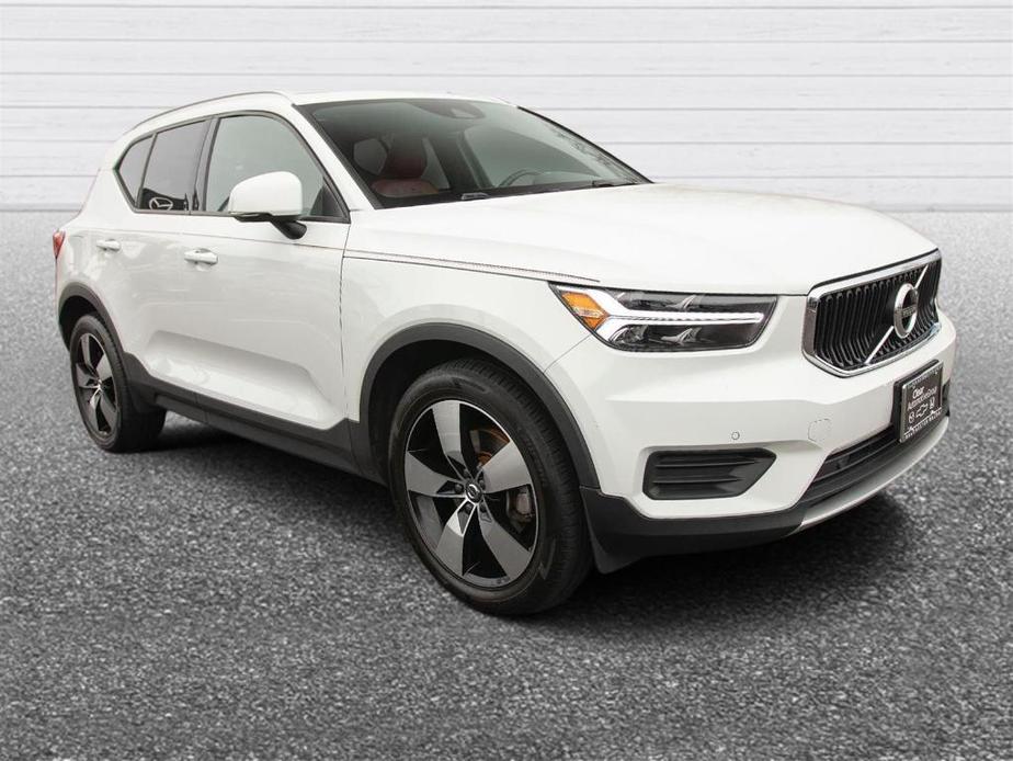 used 2020 Volvo XC40 car, priced at $20,554