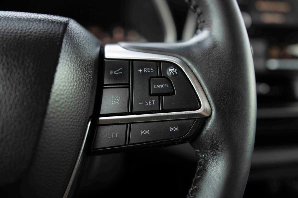 used 2021 Toyota Highlander car, priced at $25,399