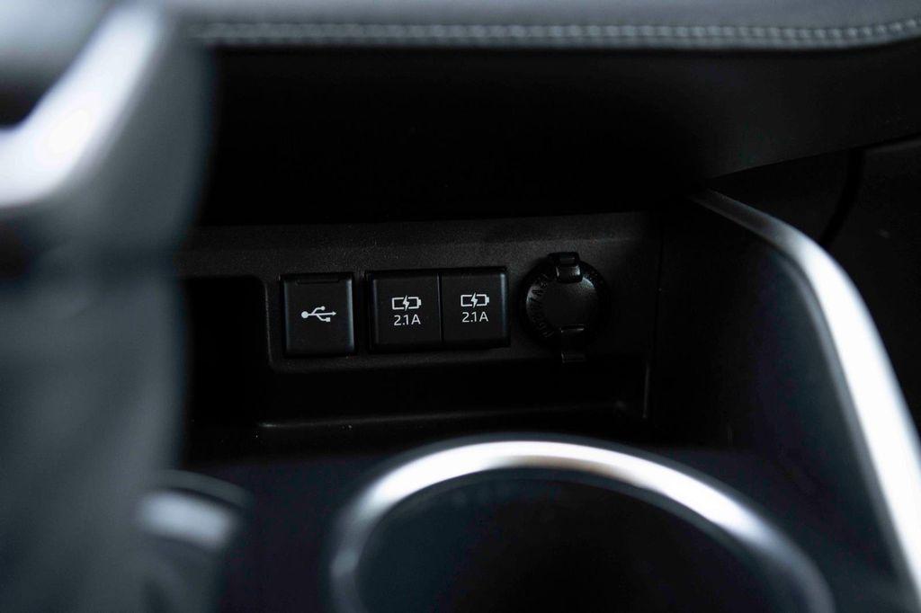 used 2021 Toyota Highlander car, priced at $25,399