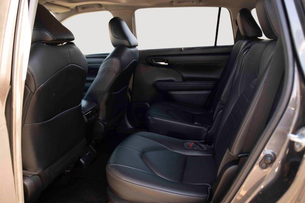 used 2021 Toyota Highlander car, priced at $25,399