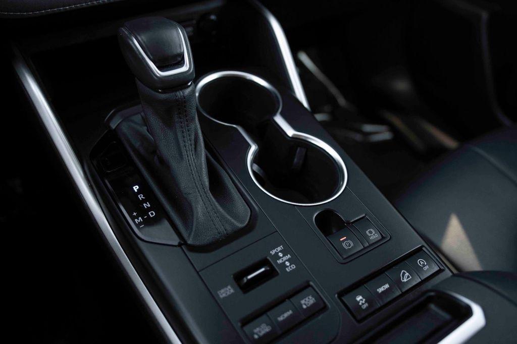 used 2021 Toyota Highlander car, priced at $25,399