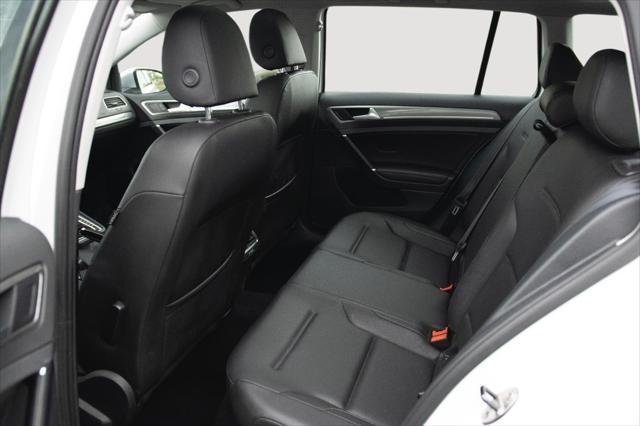 used 2017 Volkswagen Golf Alltrack car