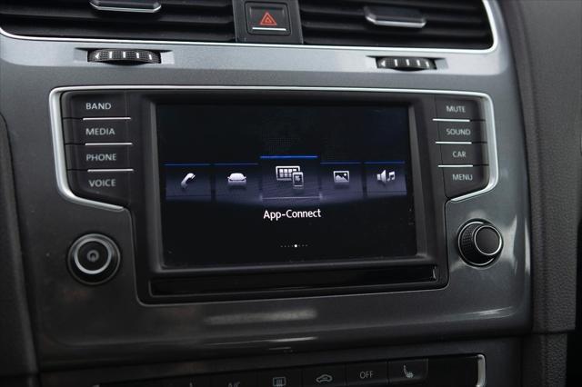 used 2017 Volkswagen Golf Alltrack car