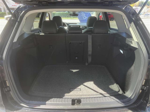 used 2024 Volkswagen Taos car