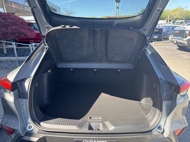 new 2025 Buick Envista car, priced at $27,280