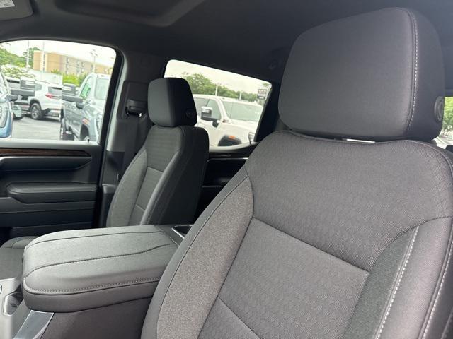 new 2025 GMC Sierra 1500 car, priced at $59,390