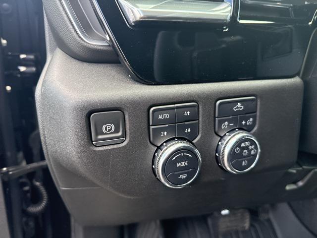 new 2025 GMC Sierra 1500 car, priced at $56,285