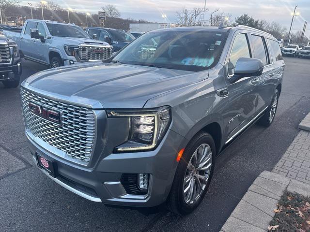 used 2024 GMC Yukon XL car, priced at $71,900