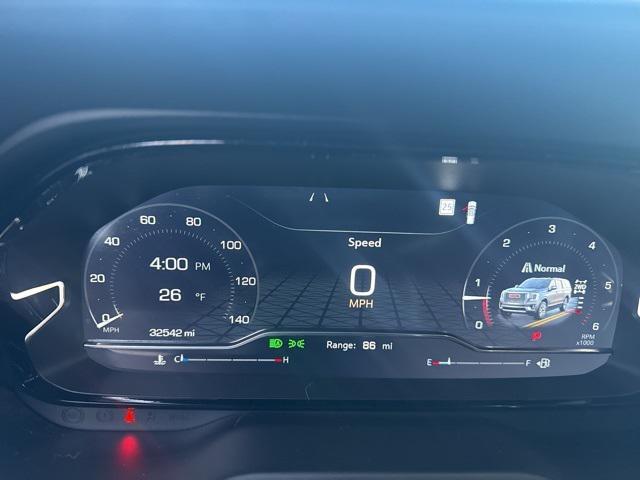 used 2024 GMC Yukon XL car, priced at $71,900