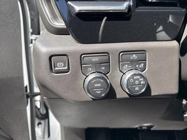 new 2025 GMC Sierra 1500 car, priced at $52,895