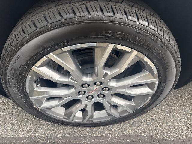new 2025 GMC Acadia car, priced at $61,585