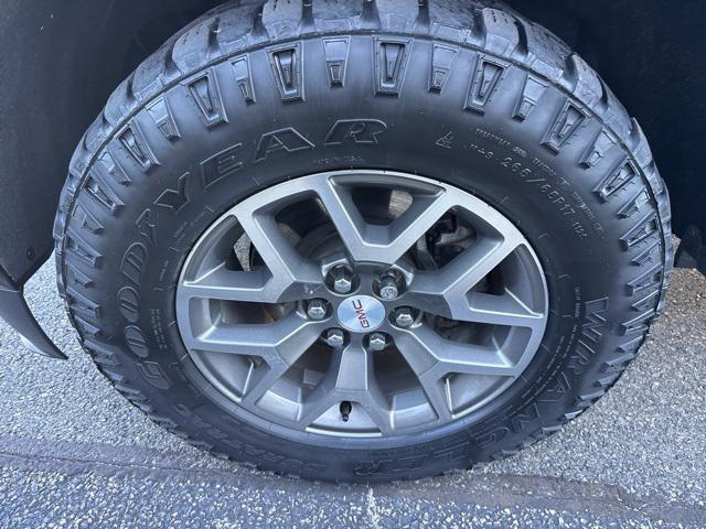 used 2022 GMC Canyon car, priced at $35,900