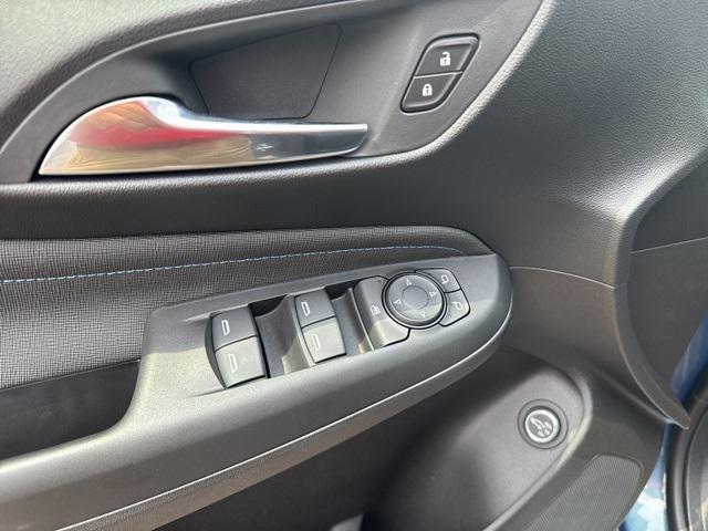 new 2025 Buick Envista car, priced at $28,820