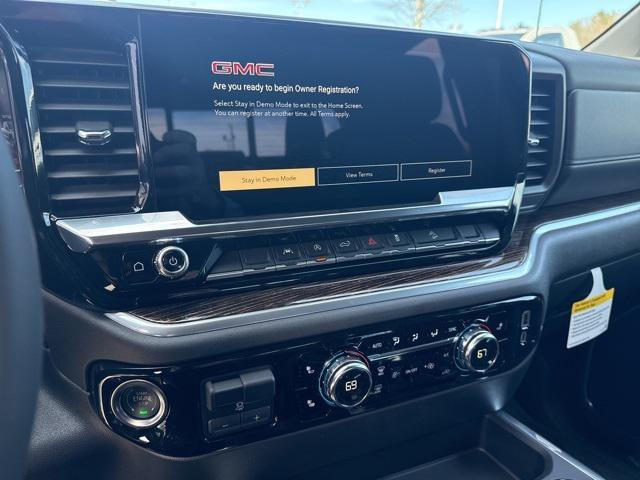 new 2025 GMC Sierra 1500 car, priced at $58,075