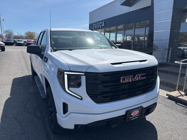 new 2025 GMC Sierra 1500 car, priced at $52,180