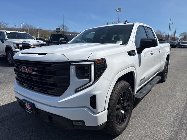 new 2025 GMC Sierra 1500 car, priced at $52,180