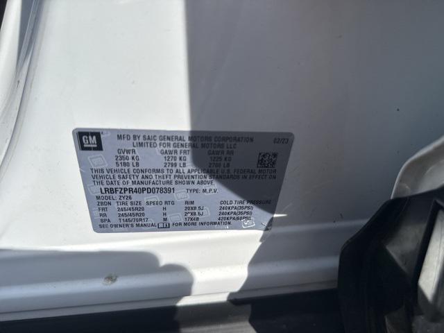 used 2023 Buick Envision car, priced at $28,900