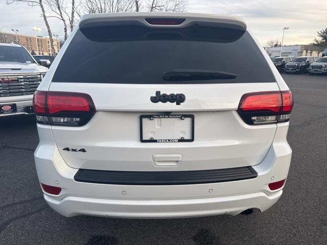 used 2022 Jeep Grand Cherokee car, priced at $27,900