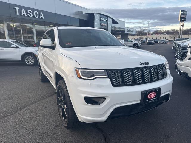 used 2022 Jeep Grand Cherokee car, priced at $27,900