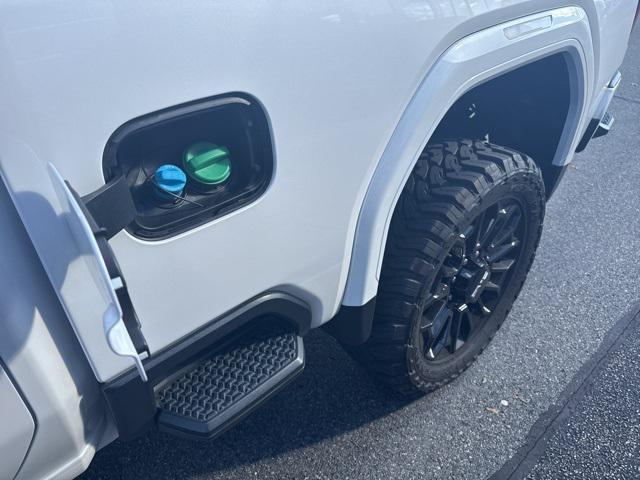 used 2024 GMC Sierra 2500 car, priced at $67,900