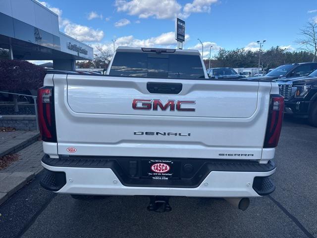 used 2024 GMC Sierra 2500 car, priced at $67,900