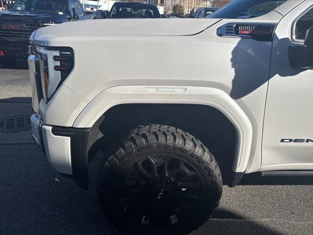 used 2024 GMC Sierra 2500 car, priced at $67,900