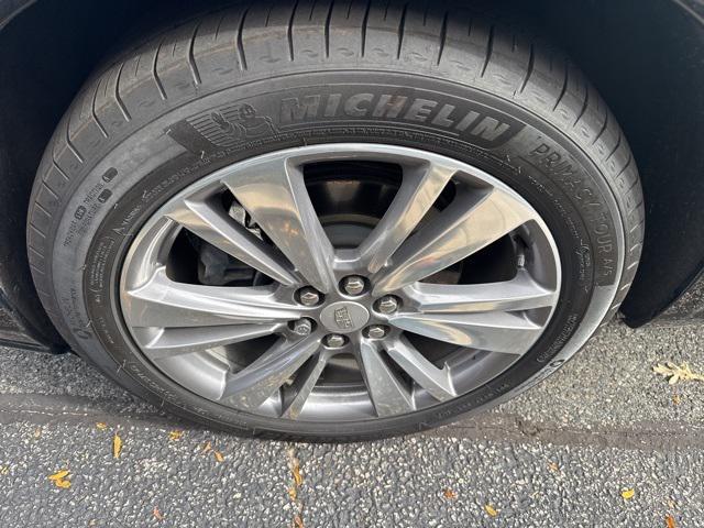 used 2024 Cadillac XT6 car, priced at $49,900