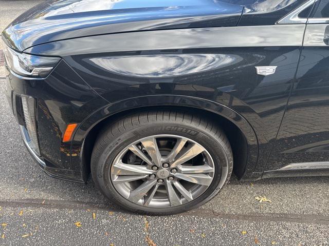 used 2024 Cadillac XT6 car, priced at $49,900