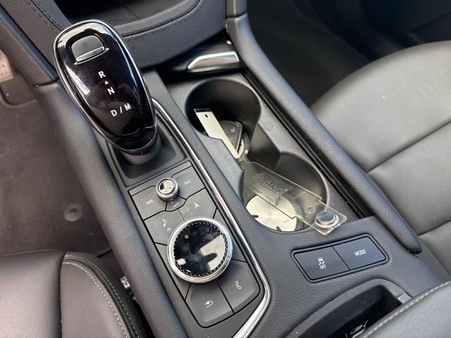 used 2024 Cadillac XT6 car, priced at $49,900