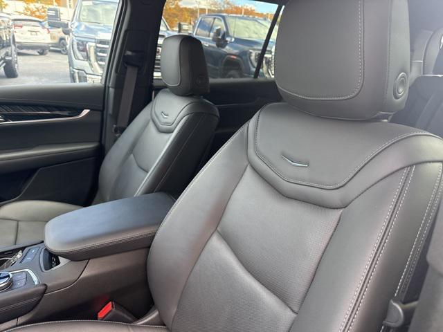 used 2024 Cadillac XT6 car, priced at $49,900
