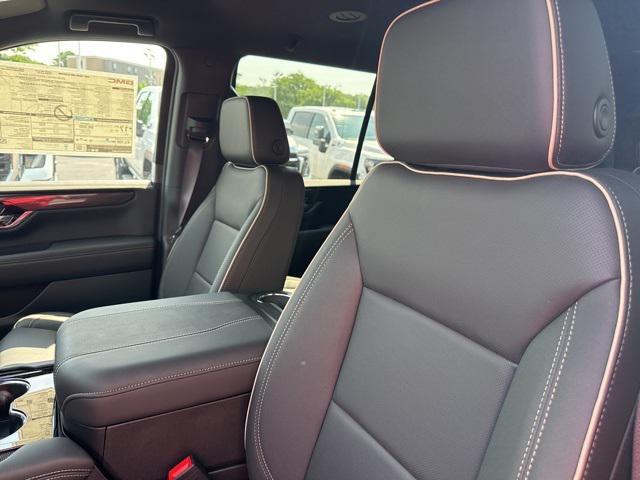 new 2025 GMC Yukon car, priced at $73,780