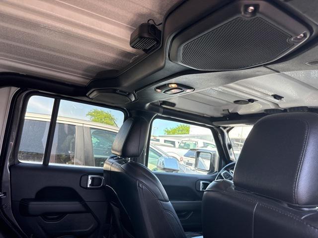 used 2021 Jeep Gladiator car, priced at $32,447