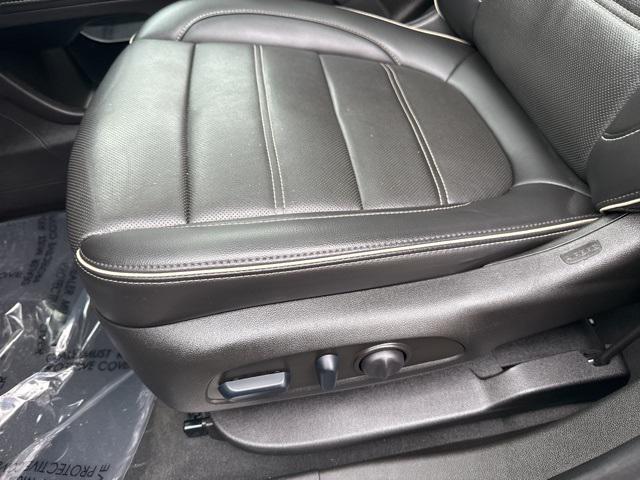 used 2023 GMC Acadia car, priced at $36,900