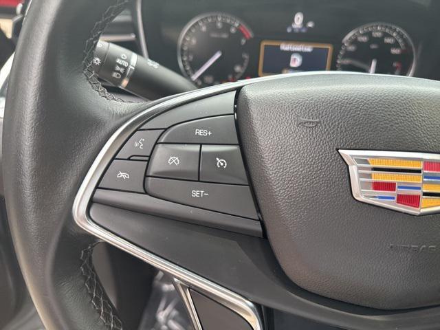 used 2023 Cadillac XT5 car, priced at $33,900