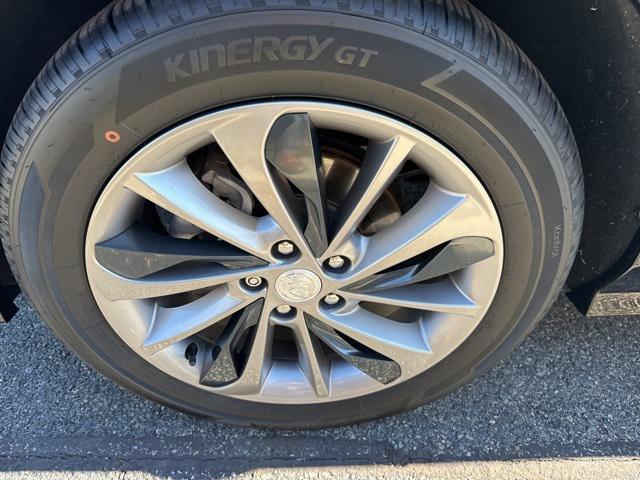 used 2022 Buick Encore GX car, priced at $22,900