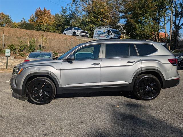 used 2024 Volkswagen Atlas car, priced at $34,963