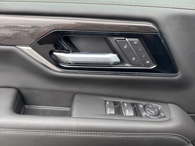 new 2025 GMC Yukon XL car, priced at $87,785