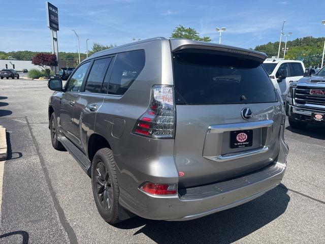 used 2022 Lexus GX 460 car, priced at $45,900