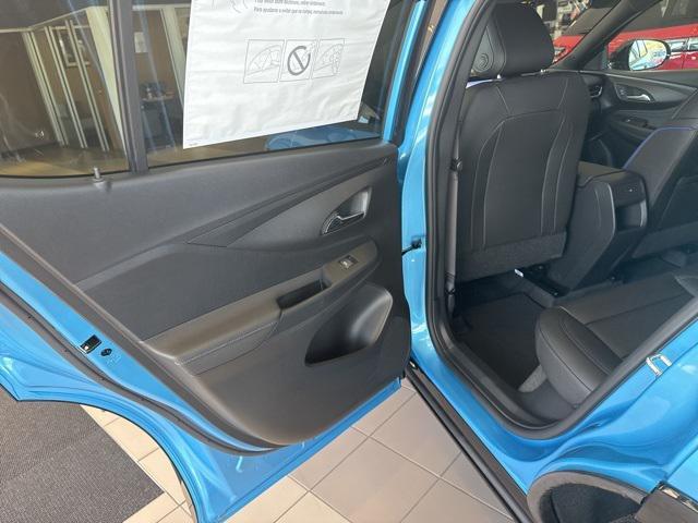new 2025 Buick Envista car, priced at $28,875