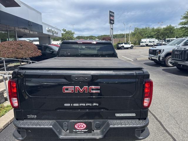used 2022 GMC Sierra 1500 car, priced at $35,900