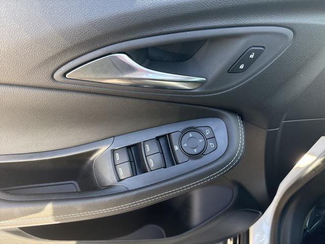 used 2024 Buick Encore GX car, priced at $25,900