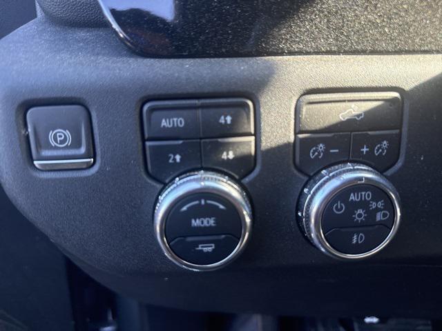 used 2023 GMC Sierra 1500 car, priced at $49,900