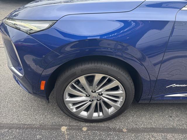 new 2025 Buick Envision car, priced at $47,595