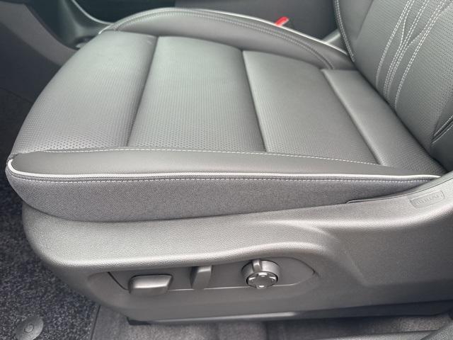 new 2025 Buick Envision car, priced at $47,595